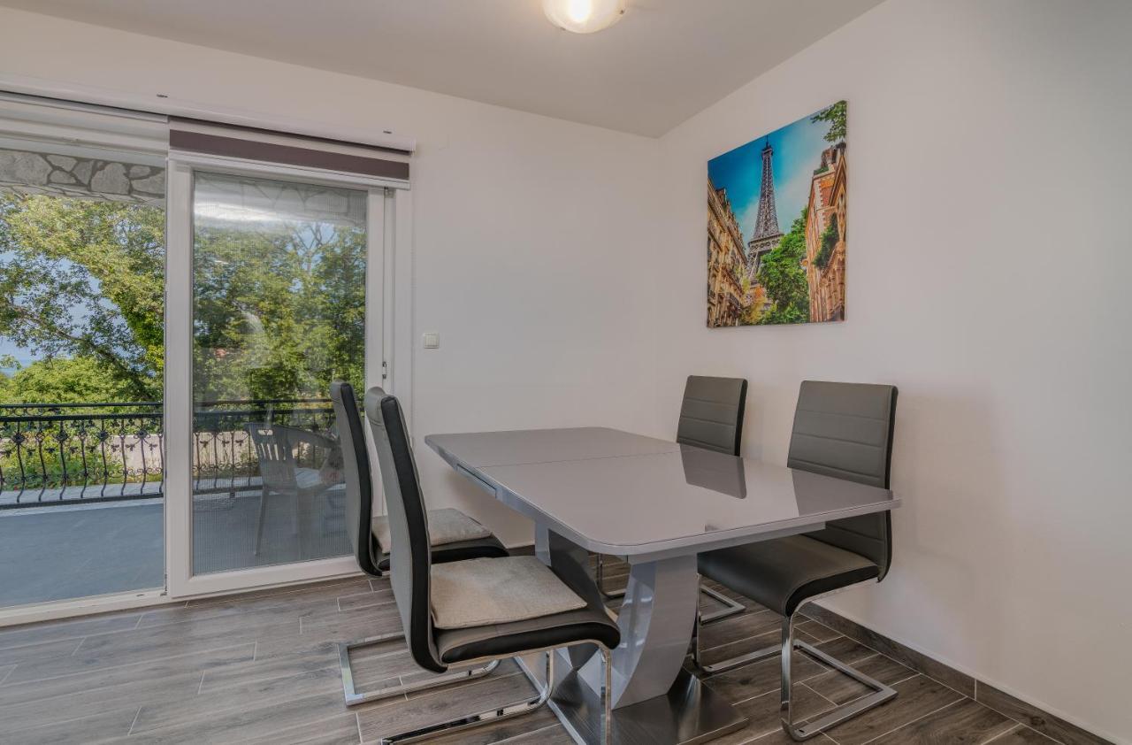 Apartment Diva Sveti Vid-Miholjice Bagian luar foto